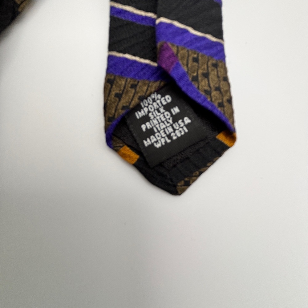 Bugatti 100% Silk‎ Mens Tie Green Black Purple Geometric Shapes Textured USA - Picture 3 of 6